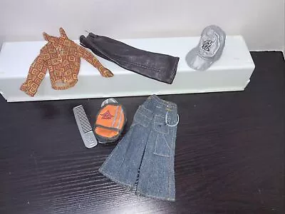 $9.99 • Buy Bratz Dylan Clothing And Accessories Series 1 MGA 2002