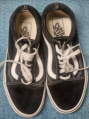 Size 6 - VANS Old Skool Black White • $10