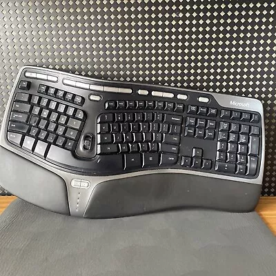 Microsoft Natural Ergonomic USB Wired Keyboard 4000 V1.0 KU-0462 (Model 1048) • $42.70