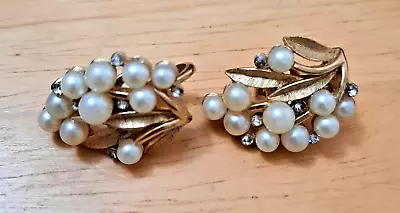 Vintage Crown Trifari Faux Pearl And Rhinestone Earrings • $14.99