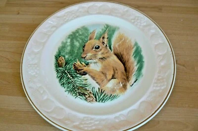 £3.50 • Buy Vintage Royal Worcester Palissy RED SQUIRREL Raised 9” Decorative Embossed Plate