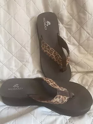 Womens LEOPARD DESIGN NOMAD  Sandals Size 10 • $9.99