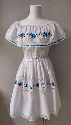 Girls Mexican Embroidered Lace Floral Fiesta Peasant Dress Size 12 • $15.99