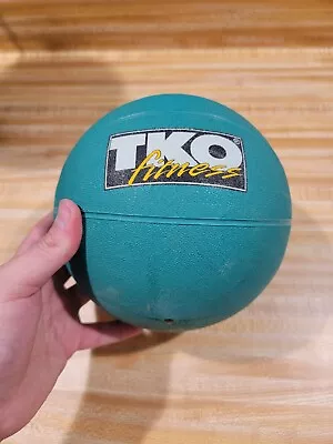 TKO 4 Pound 4lb Weighted Fitness Medicine Ball For Full Body Crossfit Workout • $34.99