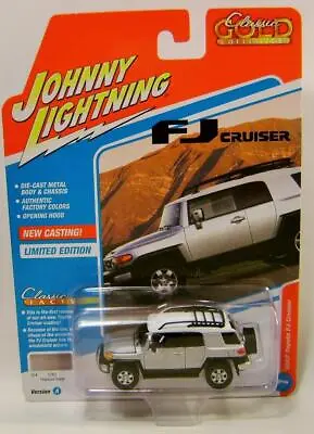 2007 '07 Toyota Fj Cruiser V/a Classic Gold R3 Johnny Lightning Diecast 2022 • $7.95