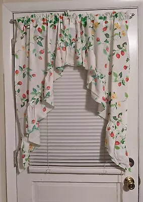 Vtg Handmade Strawberry & Floral Kitchen Curtains Swag & 2 Matching Napkins • $15