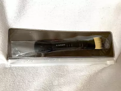 MAC Dual Ended Foundation Brush - Brand New In Pouch • £16.44