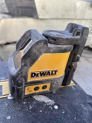 Dewalt Cross Line Green Beam Laser Level Dw088Cg • $150