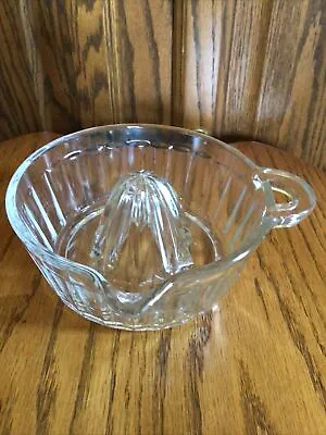 Vintage Indiana Clear Glass Citrus Juicer Reamer Side Spout Loop Tab Handle Deep • $12