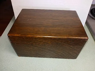 Nice Tiger Oak Library / Recipe Box.  7  Wide X 10  Deep X 5 1/4  High • $44.99