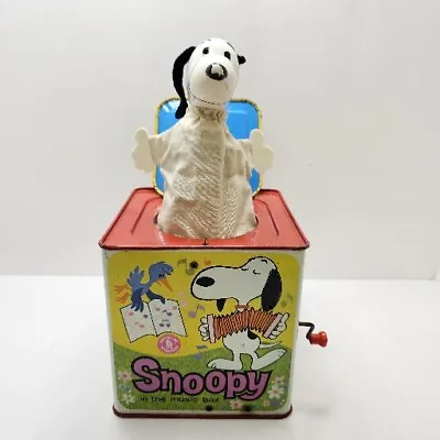 Vintage Mattel 1966 Snoopy In The Music Box Peanuts Jack In The Box Works! READ  • $16.99