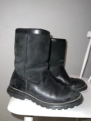 UGG Brooks Boots 5381 Womens Mid Calf Leather Sheepskin Black Suede Size 6 • $65