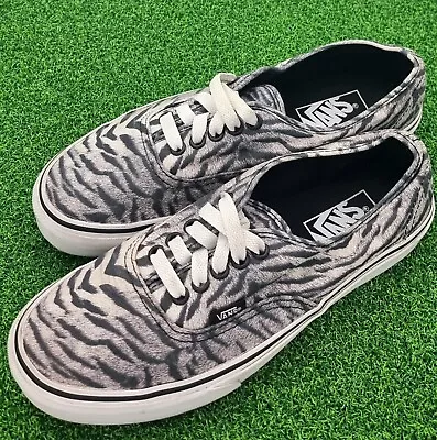 EXTREMELY RARE - Women's Vans Authentic WHITE TIGER PRINT Shoes - Size US 8.5 • $36