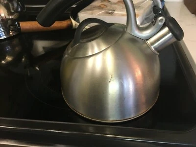 $18.89 • Buy OXO Uplift Kettle Teapot 18/8  Brushed Stainless Steel 1.9 Liter / 2.0 Quart