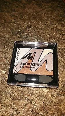 Manhattan Eyemazing Eyeshadow Shade 1 • £3.50