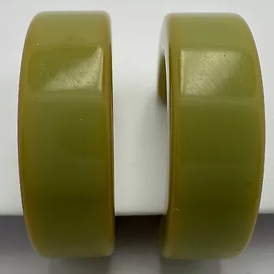 Vintage Light Green Bakelite Hoop Clip Earrings • $9.99