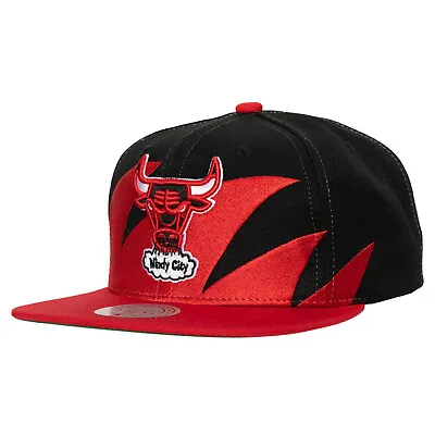 Mitchell & Ness Chicago Bulls NBA Sharktooth HWC Red/Black/Green UV Snapback Hat • $34.99