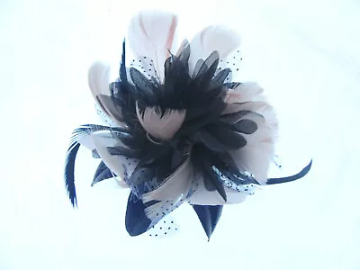 Fascinator In Navy And Pale Pink Feather Comb Weddings Races Ladies • $31.74