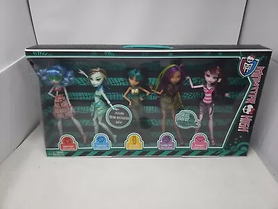 MONSTER HIGH Doll Skull Shores 5-Pack Draculaura Frankie Clawdeen Ghoulia NEW • $249.99