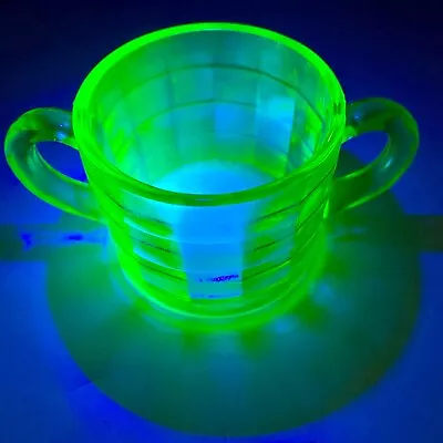 Vintage Green Uranium Vaseline Glass Sugar Bowl 5 X2.5  • $29.95