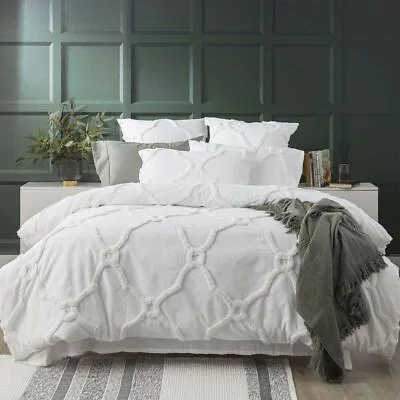 Renee Taylor Moroccan Cotton Chenille Tufted Quilt Cover Set-White • $58.28
