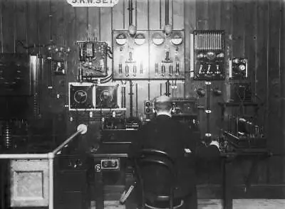 A Trainee Wireless Telegraph Operator At Marconi House London 1 1913 Old Photo • $5.83