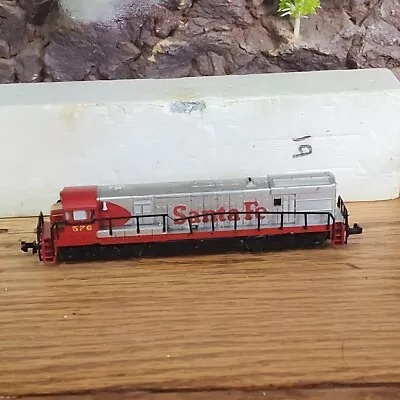 Trix N Scale Santa Fe Deisel Locomotive Running Great #576 & Original Box • $20.50