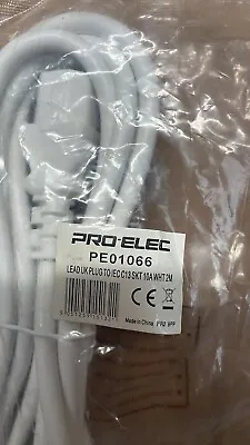 Pro Elec PE01066 2 M UK Plug To IEC C13 Socket Mains Lead 10AWhite (New Other) • £4.99