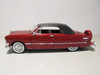 $34.95 • Buy Nice MAISTO 1:18 Scale Burgandy/Black 1950 FORD CRESTLINER DELUXE Diecast COUPE