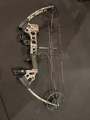 Mathews Mission Craze Compound Bow. LOCAL PICKUP ONLY • $425