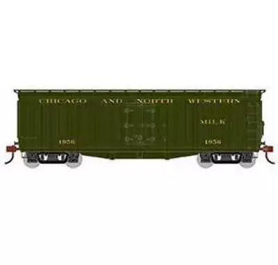 Athearn 24026 N Scale 40' Pfaudler Milk Car Chicago & North Western C&NW 1956 • $23.99