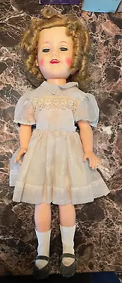 Vintage 17  Flirty Eyed Shirley Temple Vinyl Doll 1950s • $19.99