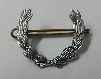 Genuine British Made Laurel Wreath Chrome No Insignia Badge - NEW • £8.09