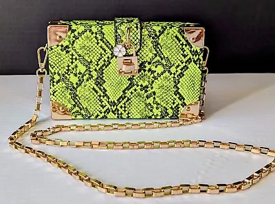 Lime Green FauxSnakeSkin ClutchLadies Evening CrossbodyClutch. Unbranded. Cool • $29
