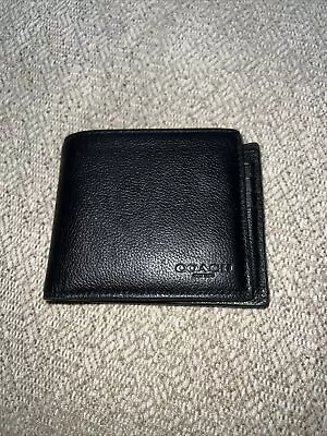 Coach F59112 Compact ID Wallet In Crossgrain Leather - Black • $19