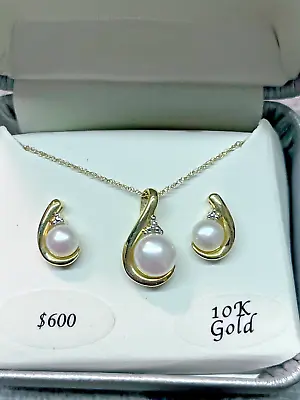 10K Pearl Pendant & Earring Set • $49.99