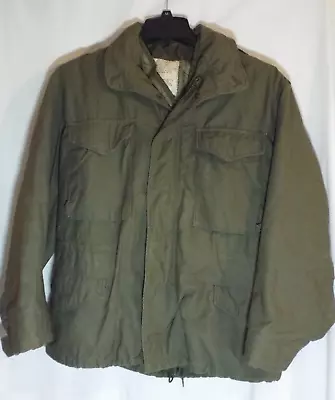 US ARMY Military 1973 Vietnam War M65 OD Green Field Jacket Med/Short W/Liner • $69.95