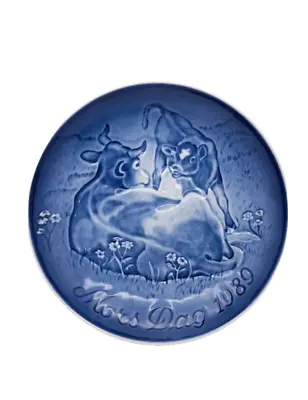 Bing & Grondahl Mother's Day / Mors Dag 1989  6  Plate  Blue White  Cow & Calf • $9.95