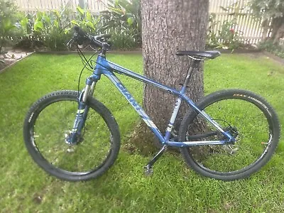 Giant Talon Mountain Bike • $500