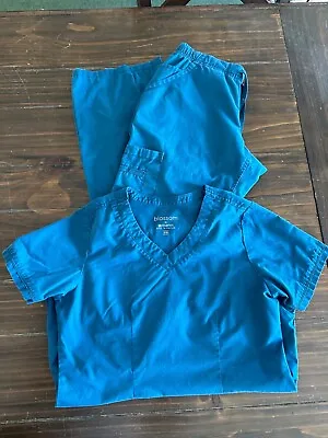 2 Pc Blossom By Maevn Women's Blue Top (XS) And Bottom (SP) Medical Nurse Scrubs • $20.99