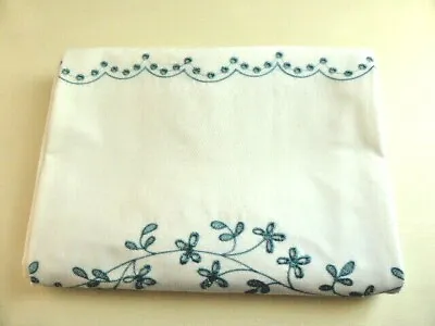 Simply Lovely V&A SINGLE DUVET COVER : Cream &Sage : Buttons : Freshly LAUNDERED • £7