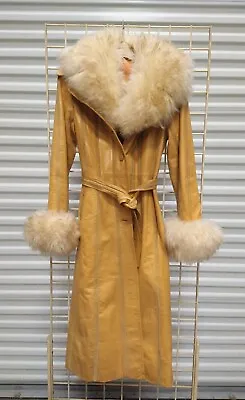 Vintage 100%  Leather Tan  Trench Coat Faux Fur Removable Collar & Cuffs 1970s • $259.95