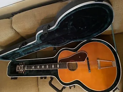 EPIPHONE MASTERBILT DELUXE VN Archtop ACOUSTIC GUITAR W/ SKB-20 Hardshell Case • $999.99