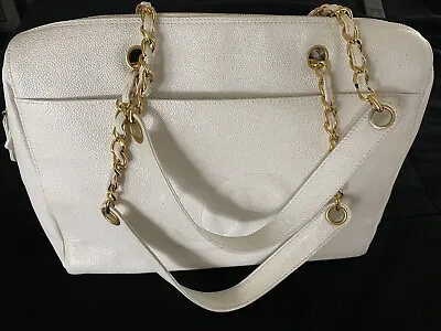 Large White Caviar Chanel Bag Vintage • $2000