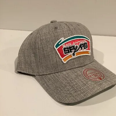 San Antonio Spurs Mitchell & Ness Gray Heather Strapback Hat Cap • $11.02
