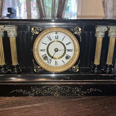 Antique Waterbury Mantle Clock • $35