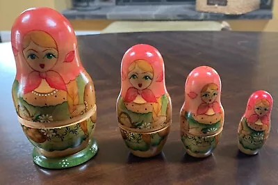Vintage Traditional Russian Nesting Babushka Matryoshka Painted Dolls 4 Piece • $16.50