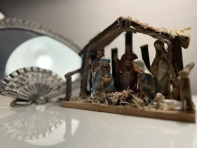 Lovely Vintage Boxed Snow White Christmas Nativity Stable With Porcelain Figures • £22