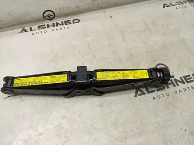 2011 Mercedes ML350 Lift Jack A1645800218 OEM • $89.95