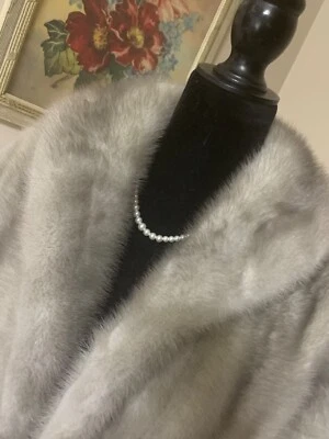 $255 • Buy Vintage Genuine Silver Gray Mink Fur Stole Cape Wrap